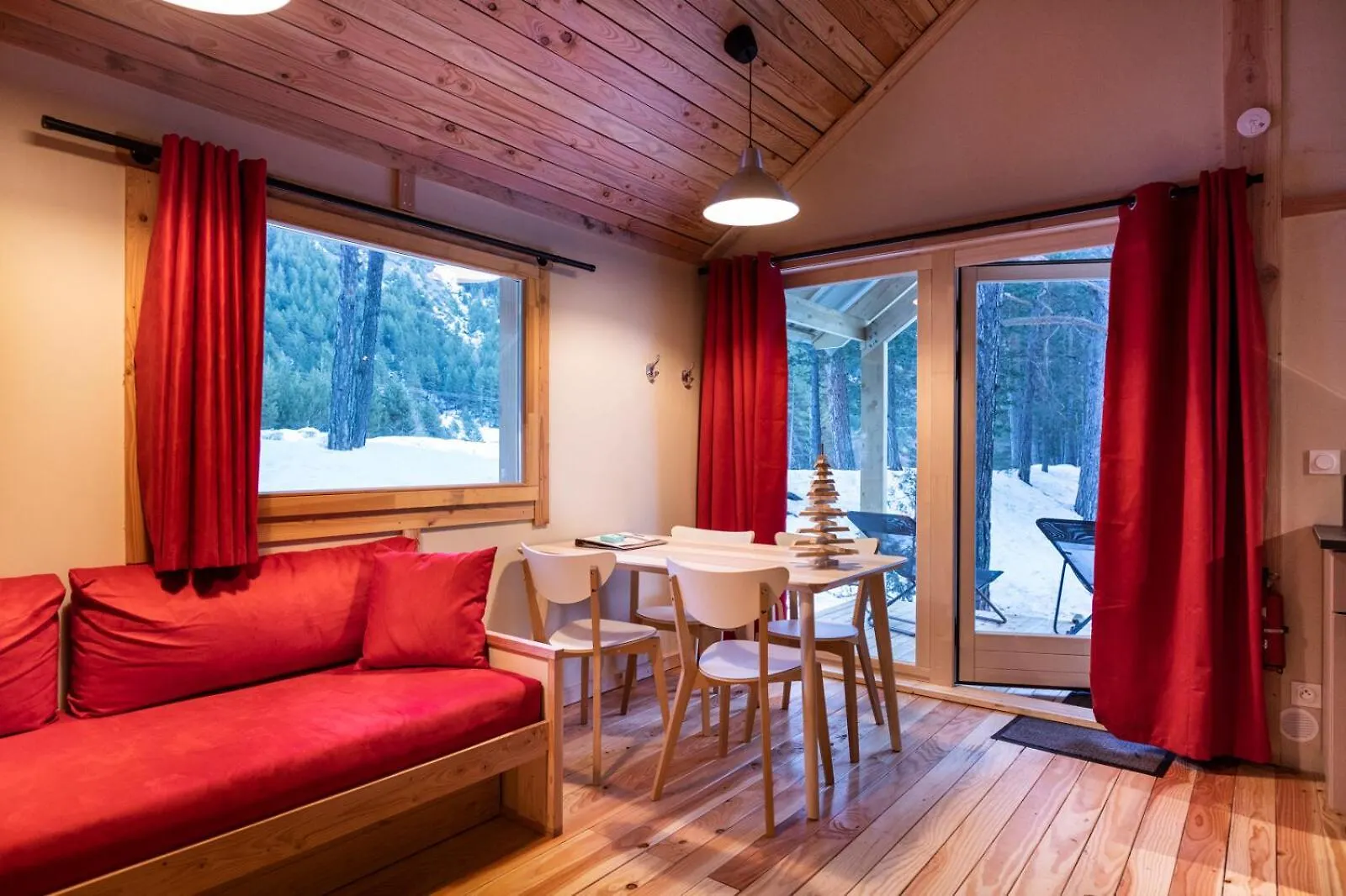 Huttopia Champagny En Vanoise La Plagne 0*,  France